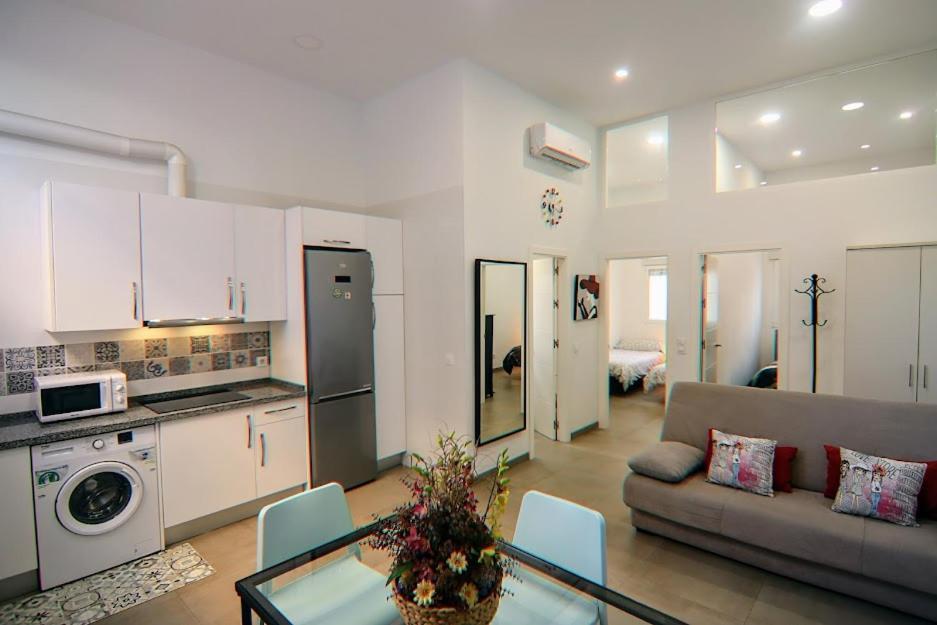 Luminoso Apartamento En El Corazon De Triana Lägenhet Sevilla Exteriör bild